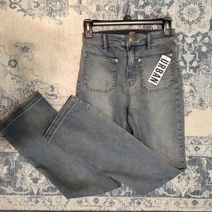 Urban Outfitters BDG NWT flare jeans sz 26